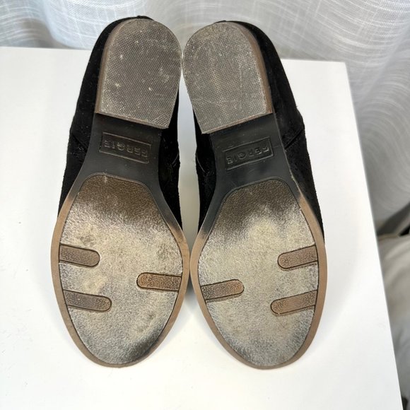 Fergie Bianca Laser Cut Perforations Faux Leather Booties 8.5 - Picture 9 of 11